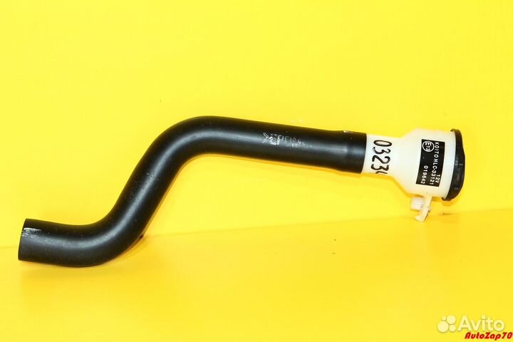 Lexus RX450h Горловина бачка омывателя