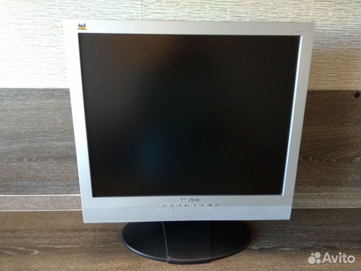 Монитор Viewsonic VA915 (19