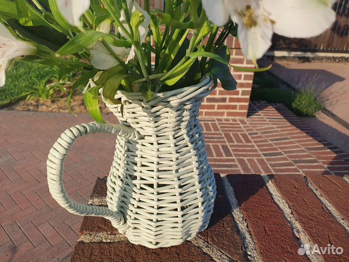 Кувшин плетёный из лозы ваза кашпо
