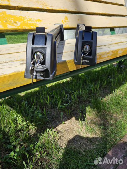 Крепление для перевозки лыж