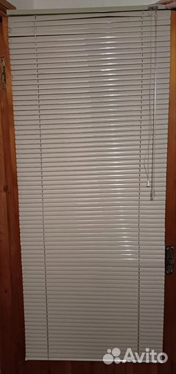 Жалюзи горизонтальные алюмин, бу шир.70см,выс.1,67