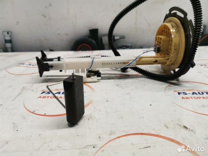 Датчик уровня топлива Opel Antara 2.2 дизель Z22D1