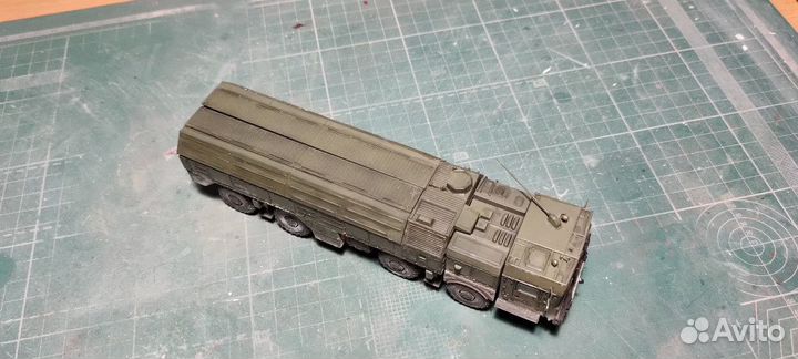 Ракетный комплекс Искандер 1/72