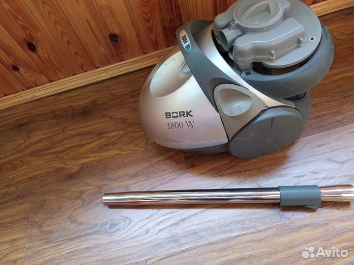 Пылесос Bork VC 8718 по частям