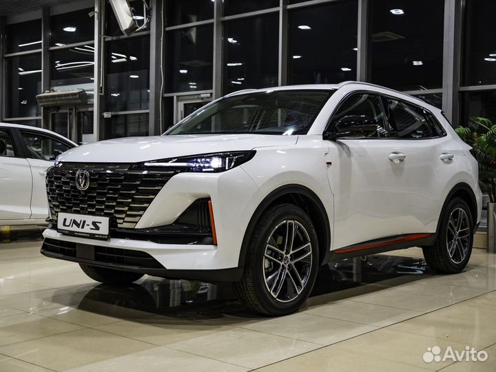 Changan UNI-S 1.5 AMT, 2024