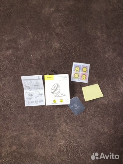 Автомобильный держатель для телефона