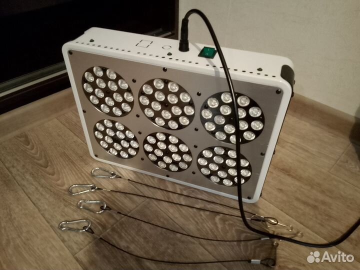 Фитолампа LED growsvet