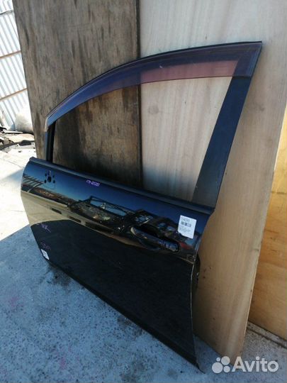 Дверь передняя левая Nissan Tiida C11