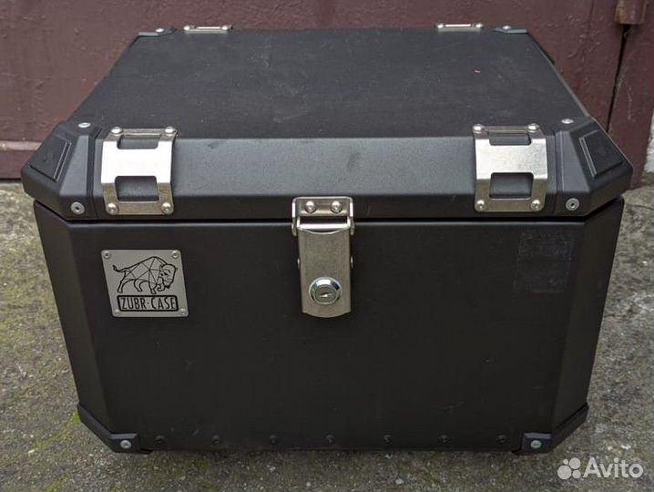 Кофр для мотоцикла ZubrCase Pro 50 с креплением и