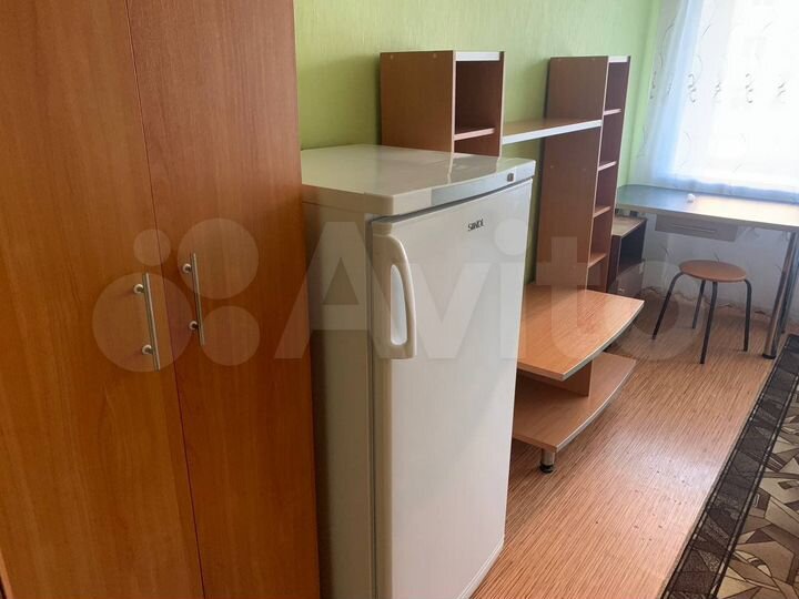 Комната 13 м² в 5-к., 2/5 эт.