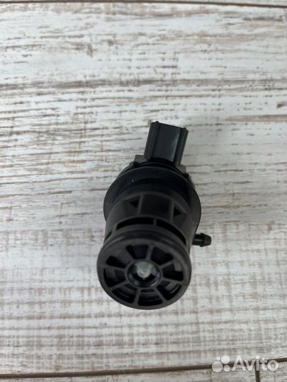 Насос омывателя фар toyota 8533042030