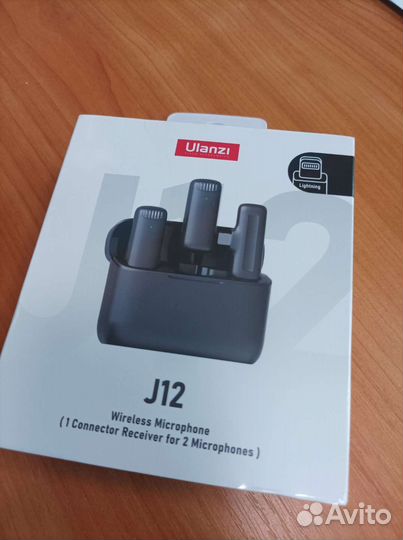 Петличный микрофон для iPhone ulanzi j12