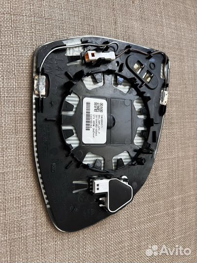 Зеркальный элемент левый bmw x3/x5/x7