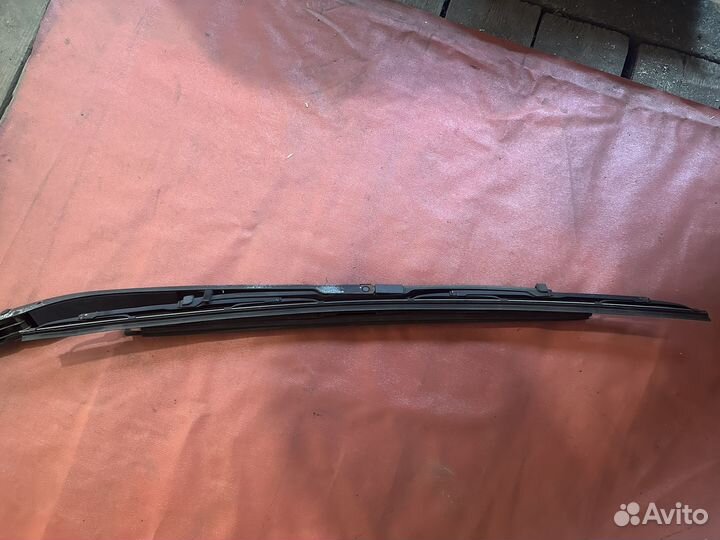 Щетка дворника с поводком BMW 5 E39