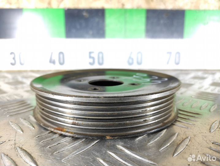 Шкив водяного насоса помпы Vito 1996-2003