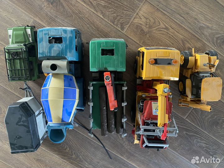 Игрушки брудеры