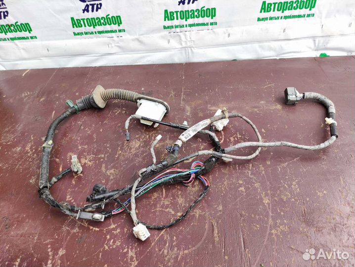 Проводка двери передней правой Honda Accord 8