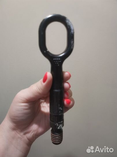 Буксировочный крюк audi а6 с7