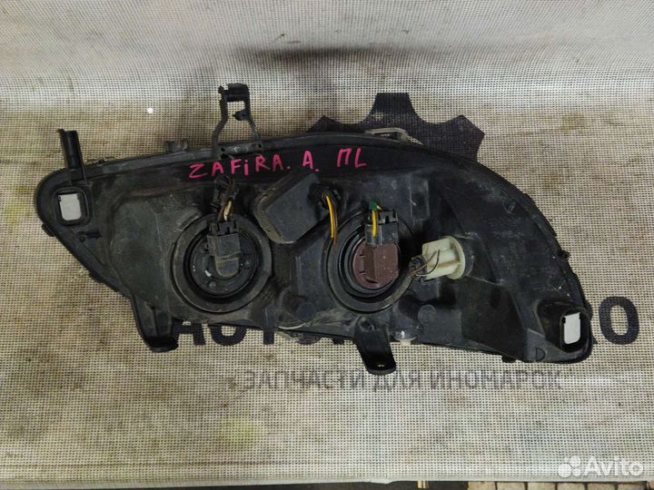 Фара левая Opel Zafira A