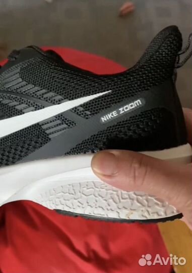 Кроссовки nike zoom