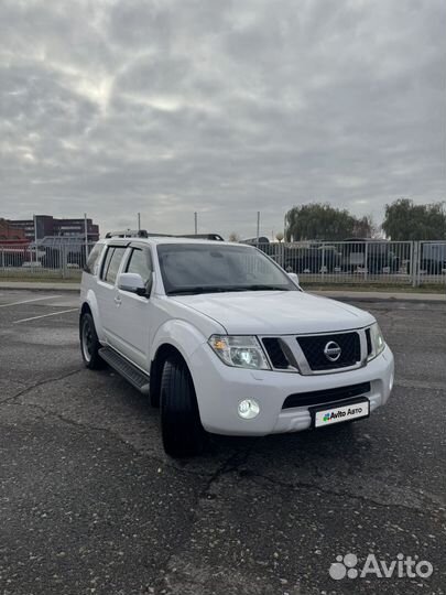 Nissan Pathfinder 2.5 AT, 2013, 265 000 км