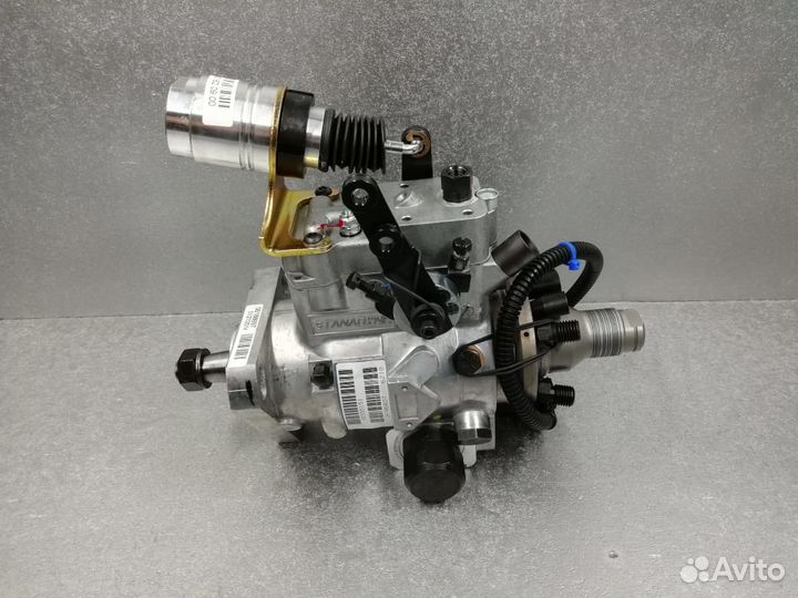 Топливный насос Джон Дир RE555151, DZ119928