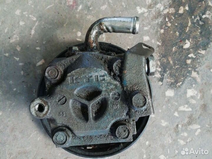 Насос гидроуселителя Мицубиши ланцер 9 2006 г,в