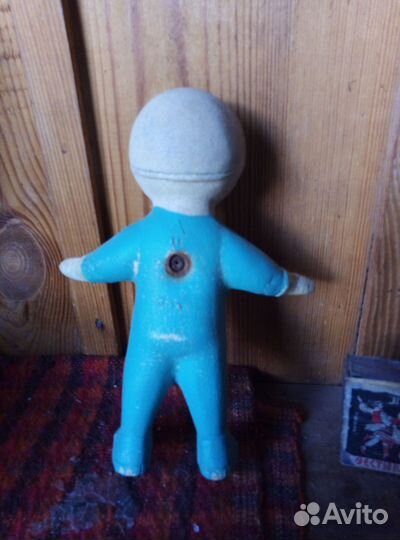 Игрушка СССР космонавт