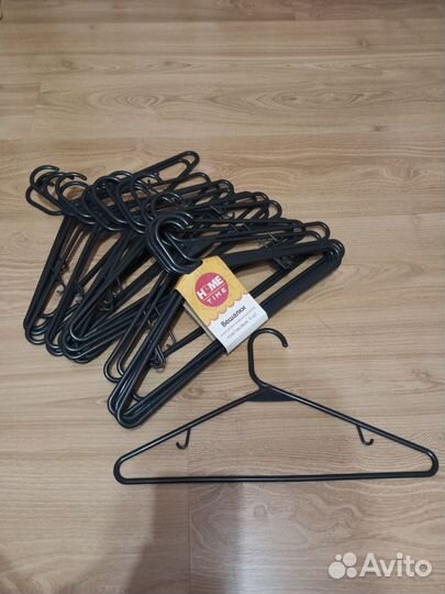 Новые вешалки для одежды
