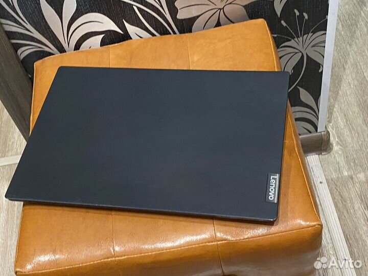 Lenovo ноутбук 8gb/3,1GHz/ssd256/FHD