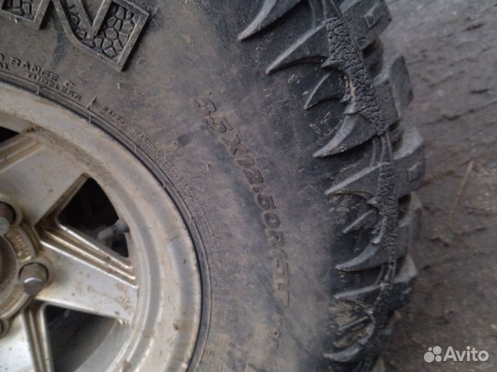 Nexen Roadian MTX 12.5/35 R15