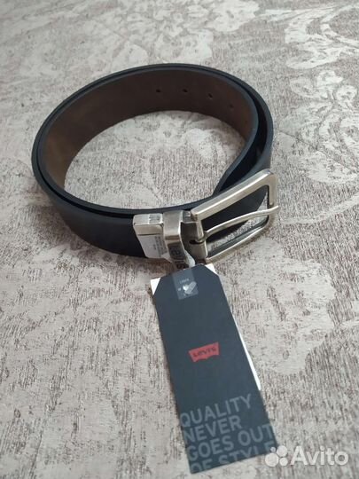 Мужской кожаный ремень Levis