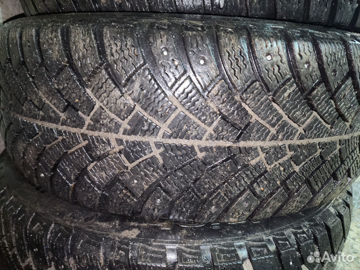 Bfgoodrich G-Force Stud 215/60 R16