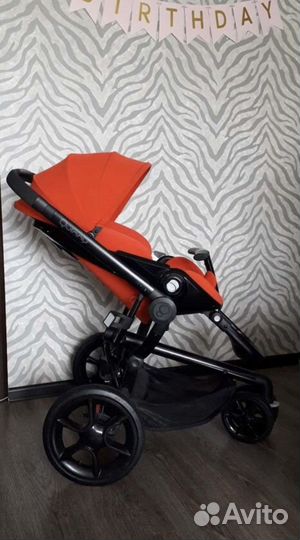Коляска quinny moodd