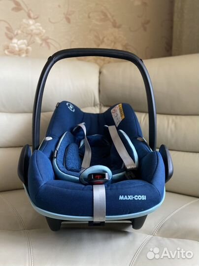 Автолюлька Maxi-Cosi Pebble Pro i-Size