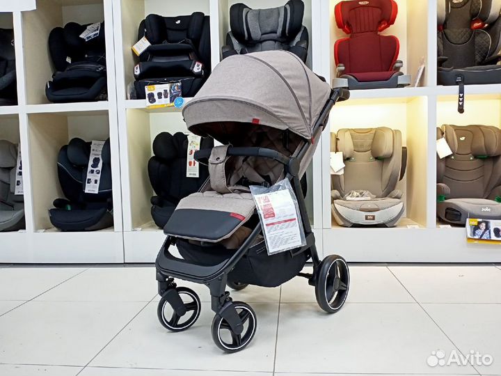 Прогулочная коляска Carrello Bravo 2022 Linen Beig