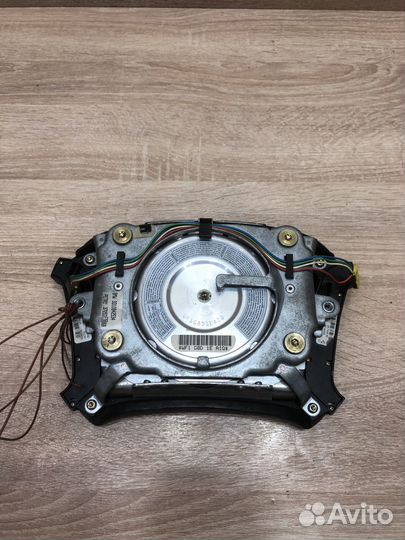 Подушка безопасности в Руль BMW 5 E39 мульти