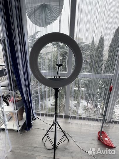 Кольцевая лампа