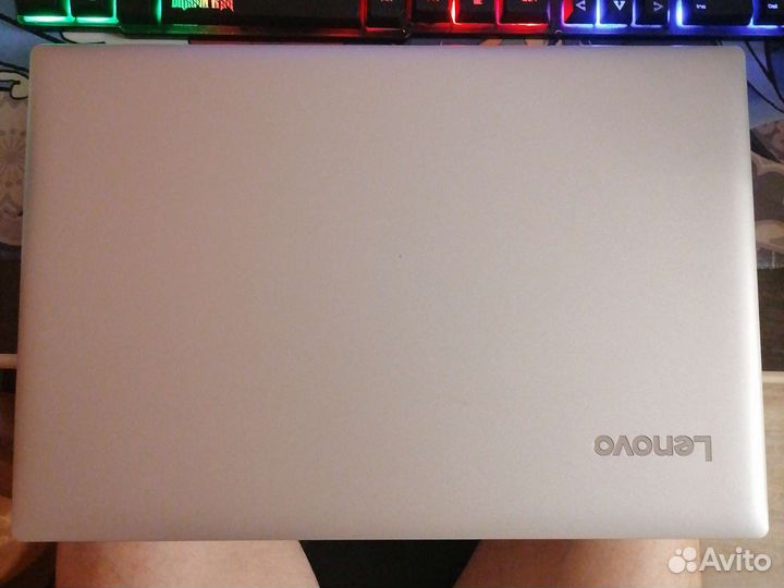 Продам ноутбук