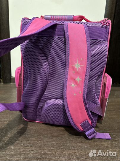 Рюкзак с ортопедической спинкой для девочки