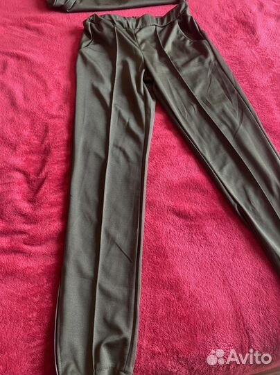 Спортивный костюм женский