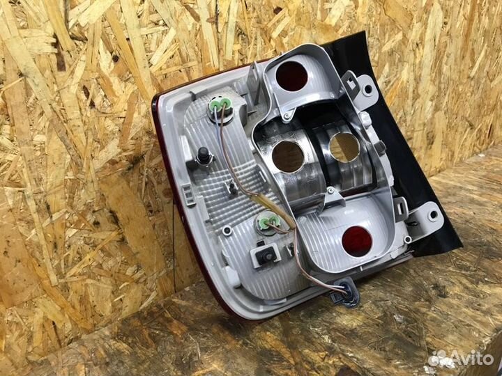 Фонарь задний правый Skoda Rapid лифтбек cfna 2014