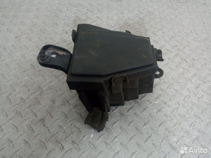 Корпус блока предохранителей Лада Ларгус 2018