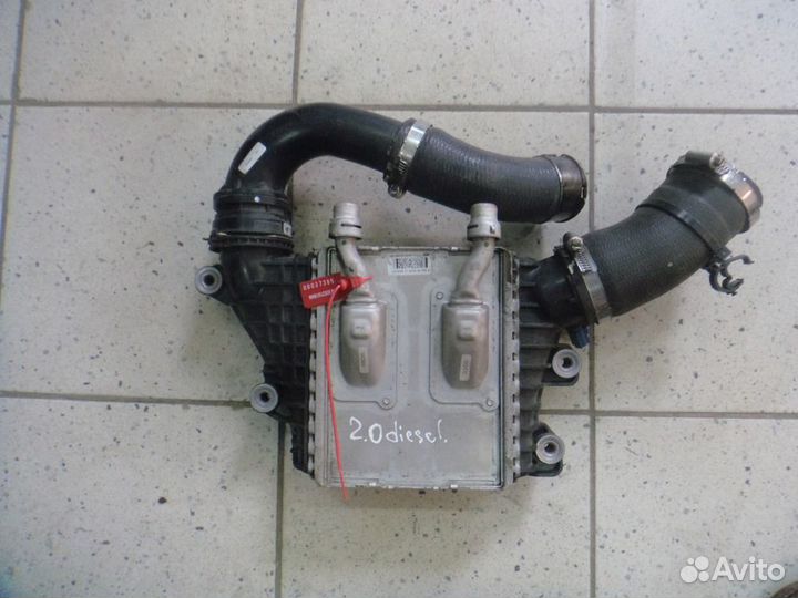 Интеркулер Land Rover Discovery Sport L550