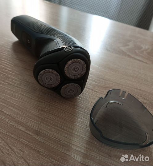 Бритва электрическая philips