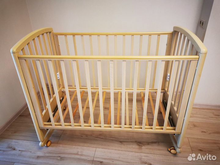 Кроватка детская. матрас В подарок