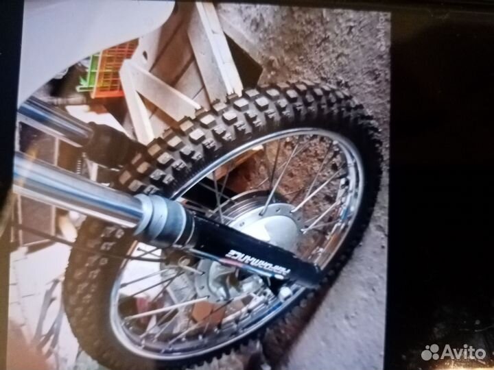 Пыльники на переднюю вилку (пара)