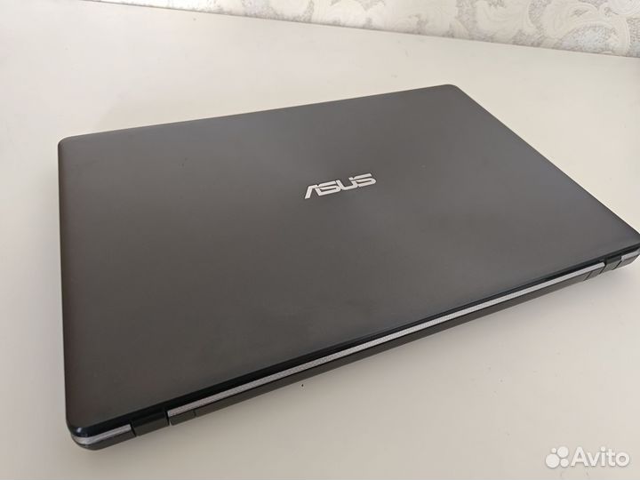 Asus X550L(i5/8gb/SSD/видеокарта 2гб)