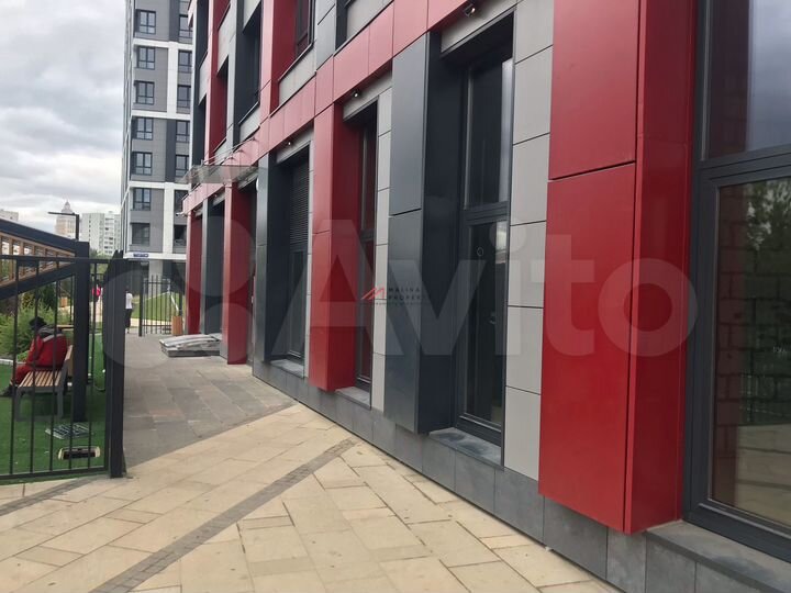 Сдам торговое помещение, 77 м²