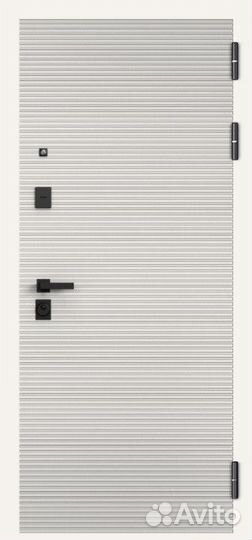 Дверь входная в квартиру